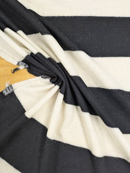 画像7: 生地：ウール混太ボーダーニット（ホワイト×ブラック） (7)