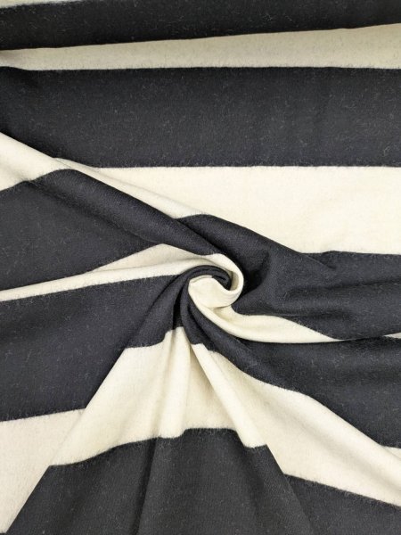 画像8: 生地：ウール混太ボーダーニット（ホワイト×ブラック） (8)