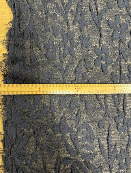 画像3: 生地：花柄モチーフ ふくれジャガード（黒） (3)
