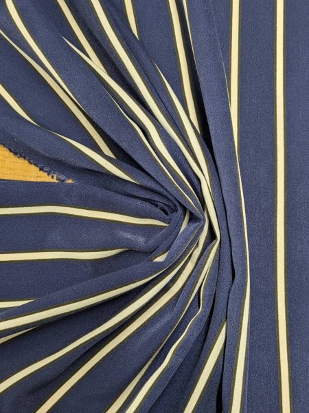 画像6: 生地：ポリエステルデシン ストライプ（ネイビー×ベージュ） (6)