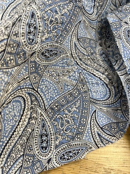 画像8: 生地：綿100％ 塩縮ペイズリープリント（サックス系） (8)