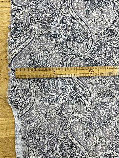 画像3: 生地：綿100％ 塩縮ペイズリープリント（グレー系） (3)
