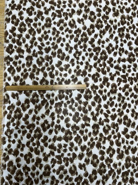 画像2: 生地：ポリエステル シフォンレオパードプリント（オフ白×ブラウン） (2)