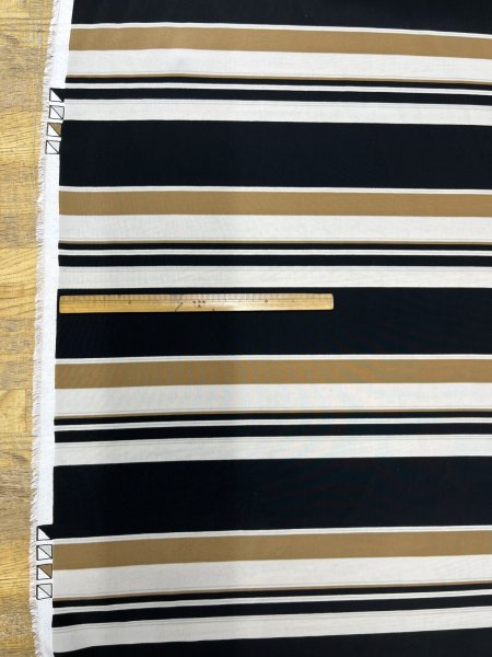 画像2: 生地：ポリエステル100％デシンボーダープリント（ベージュ） (2)