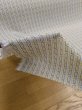 画像4: 生地：ポリエステル100%幾何学プリントバックサテンアムンゼン（白地／黄・グレー） (4)