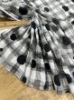 画像6: 生地：綿100％ 80ローンミラクルウェーブプリント（薄いベージュ地×グレー・黒） (6)