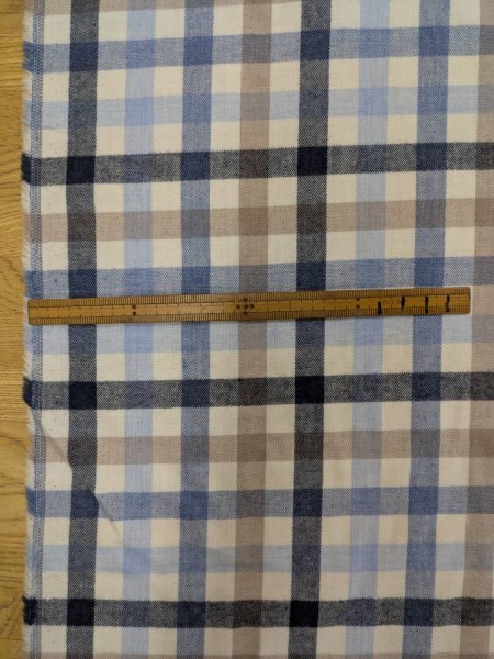 画像3: 生地：綿100％ 起毛ネルチェック柄（白地／紺・水色） (3)