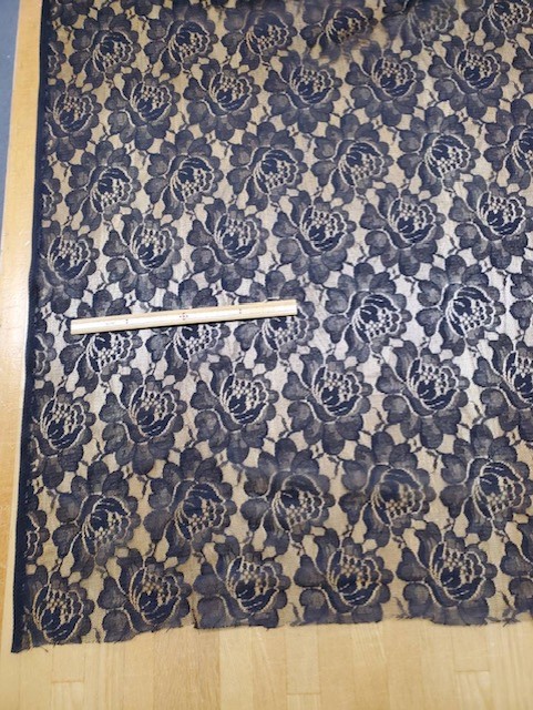 生地 薔薇柄レース 黒 日暮里繊維街 要藤商店 ようとう商店